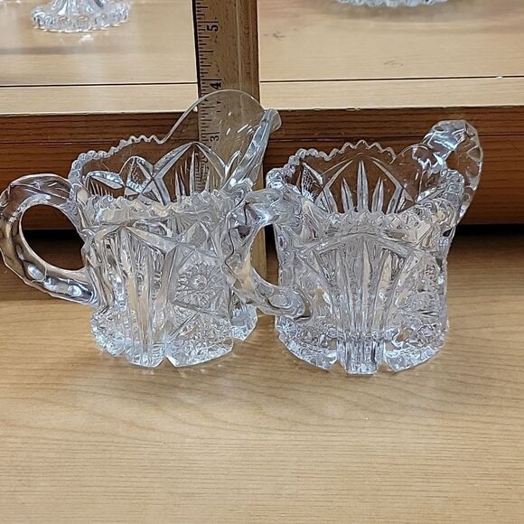 Creamer And Sugar Bowl Sunburst, Vintage Indiana Pressed glass. - Picture 11 of 11